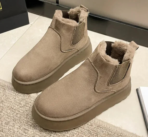 Women’s Plush Snow Boots
